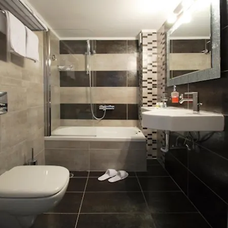 Kythira Golden 4* Diakofti