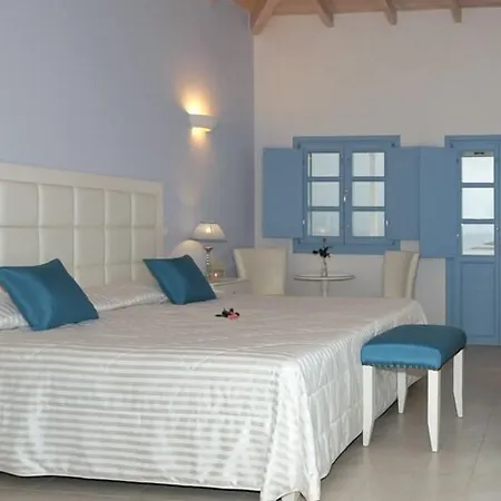 Kythira Golden Diakofti