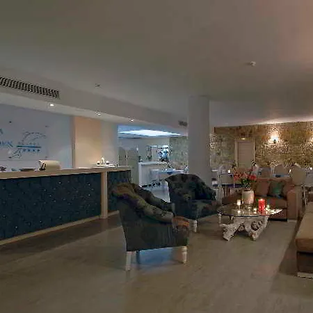 Kythira Golden Diakofti