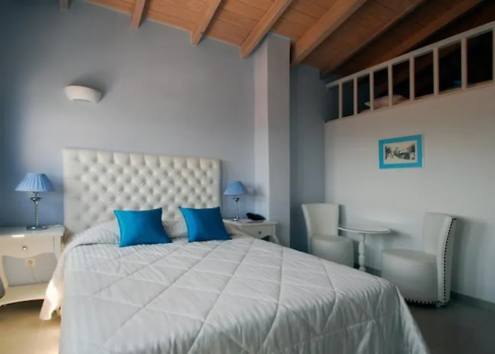 Kythira Golden Otel 4*