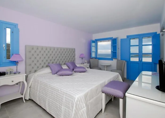 Kythira Golden Otel 4*